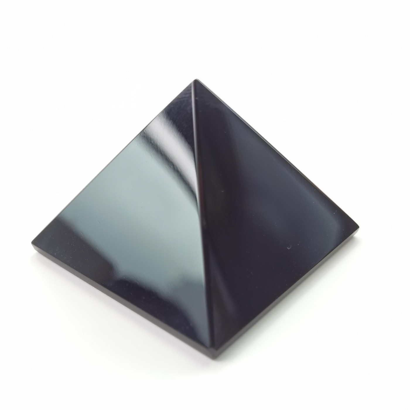 黑曜石 金字塔